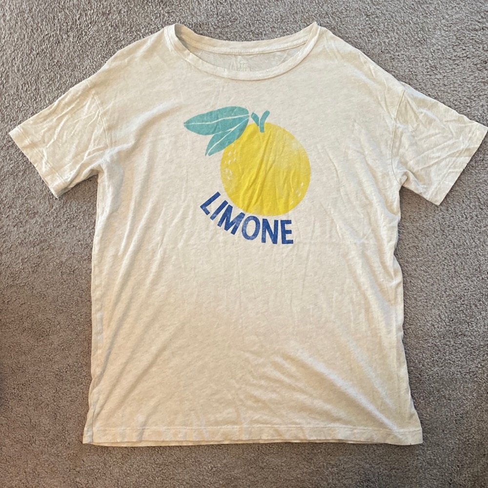 Aerie "real soft" t-shirt in beige with "Limone" graphic - size Small